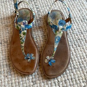 Anthropologie Floral Thong Leather Sandal - sz8